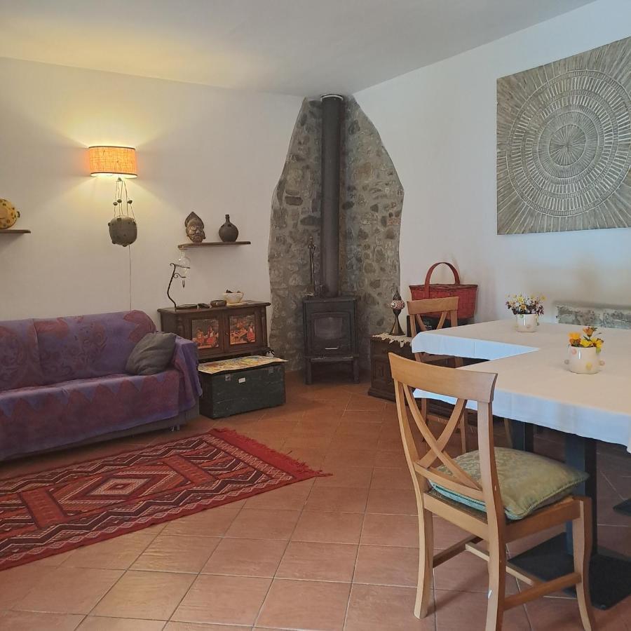 B&B La Casina Rosa La Spezia Valeriano Lunense ภายนอก รูปภาพ