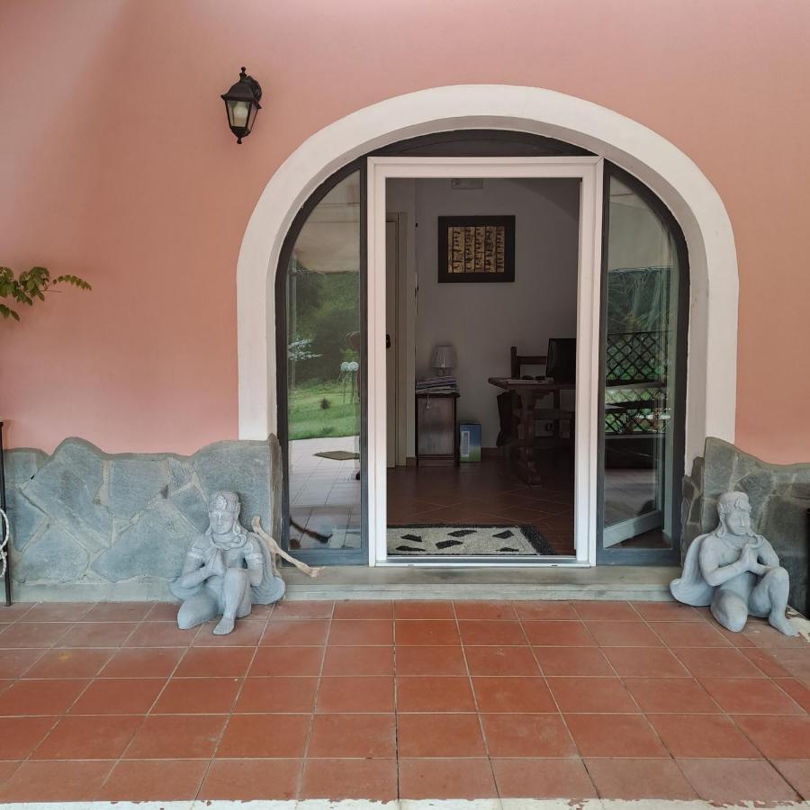 B&B La Casina Rosa La Spezia Valeriano Lunense ภายนอก รูปภาพ