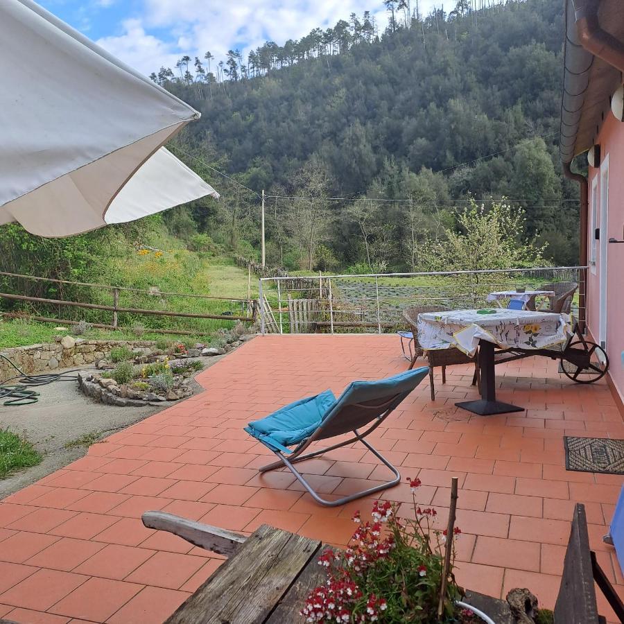 B&B La Casina Rosa La Spezia Valeriano Lunense ภายนอก รูปภาพ