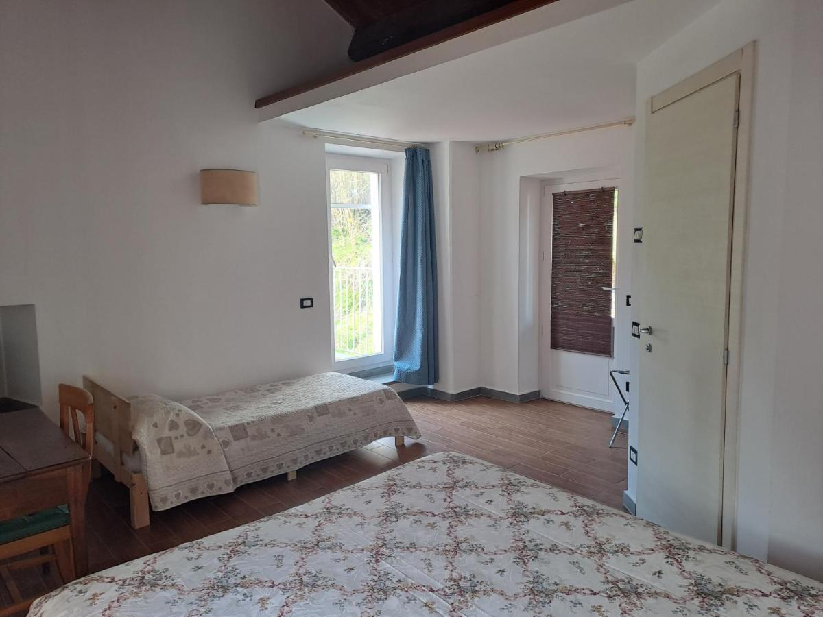 B&B La Casina Rosa La Spezia Valeriano Lunense ภายนอก รูปภาพ