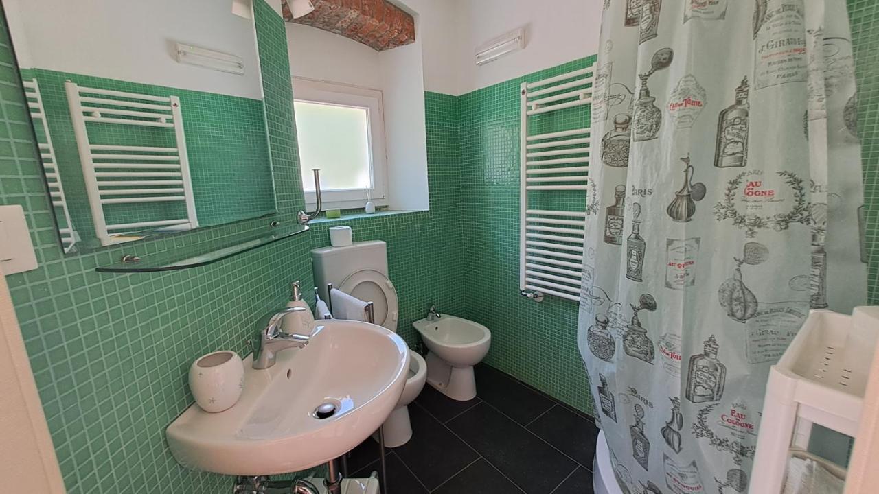 B&B La Casina Rosa La Spezia Valeriano Lunense ภายนอก รูปภาพ